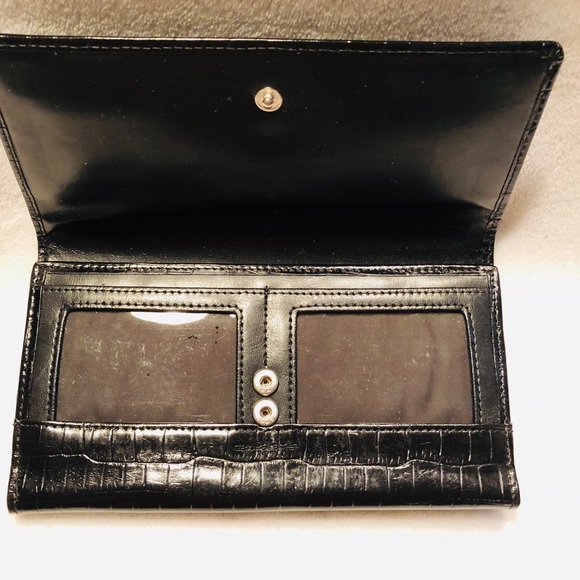 Wallet - Picture 2 of 5